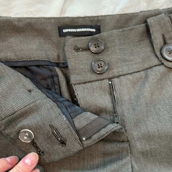 Capris - Picture 2 of 5